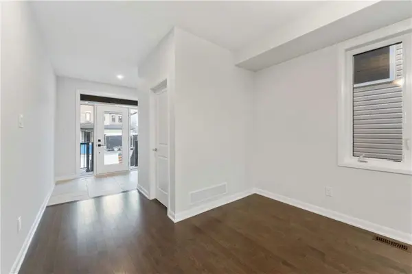 Barrhaven, ON K2J 7C5,106 LYNN COULTER ST