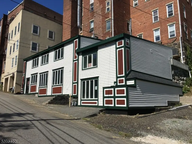 712 Main Street, Boonton Town, NJ 07005