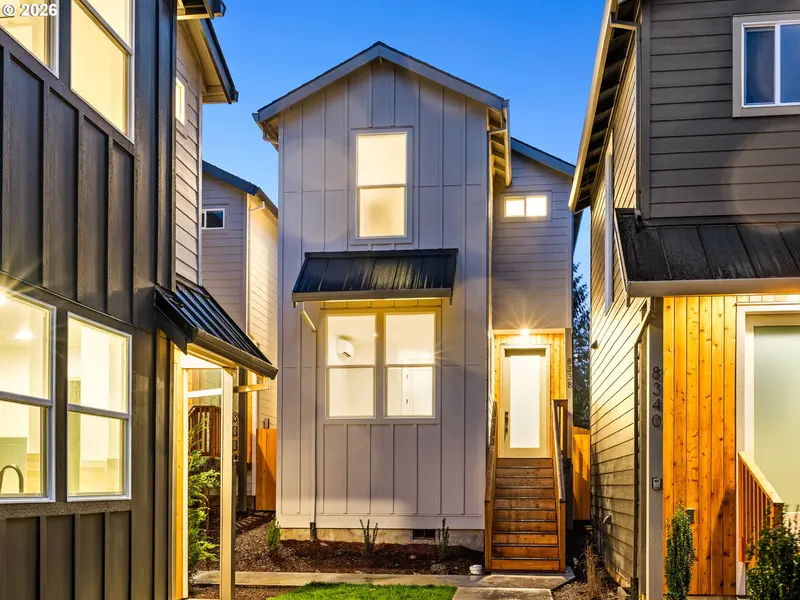 8338 N Bank ST, Portland, OR 97203