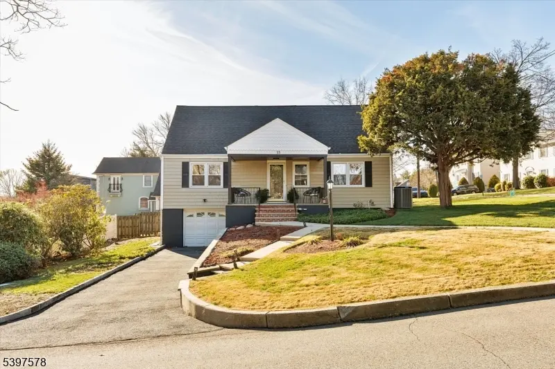 Clifton City, NJ 07014,15 Princeton Pl