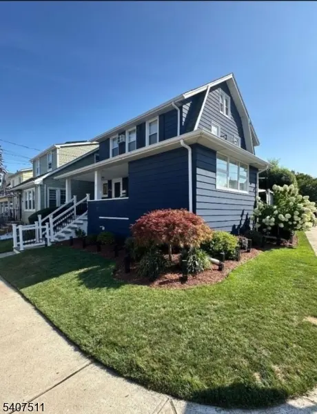 Clifton City, NJ 07013,41 Fenner Ave #2