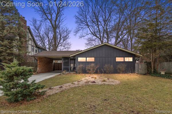 765 Barrington RD, Grosse Pointe, MI 48230