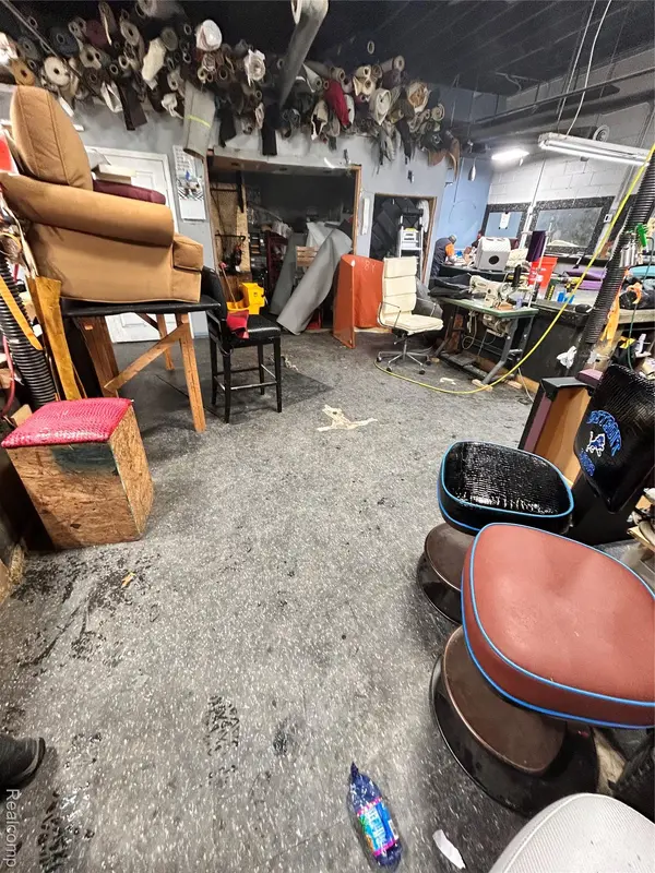 Detroit, MI 48221,8530 W McNichols RD