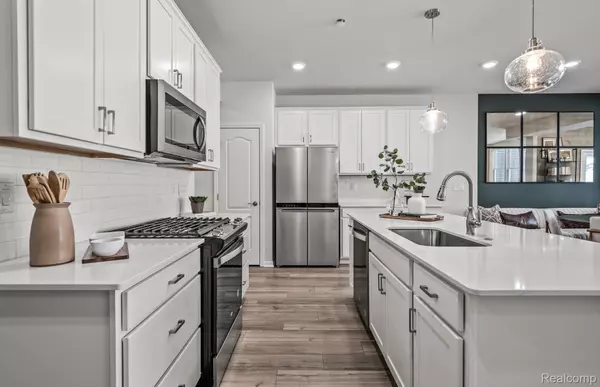 Milford, MI 48381,1469 Superior DR