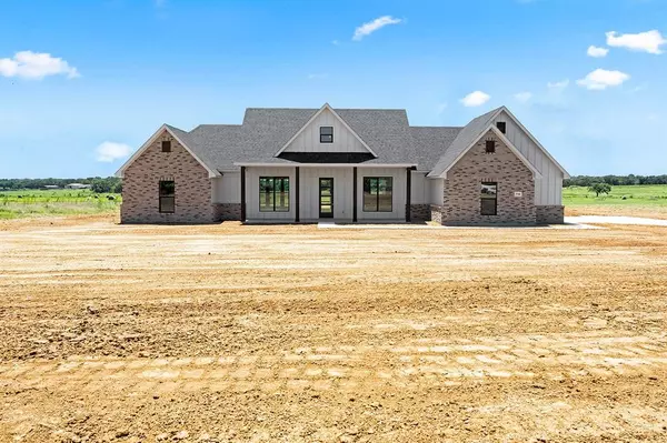 3748 County Road 424, Cleburne, TX 76031