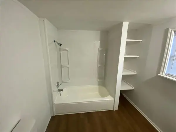 Mabank, TX 75156,109 Indian Harbor Drive