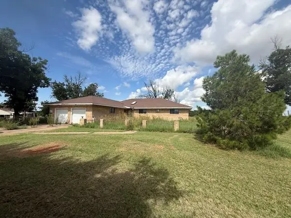 909 Railroad St., Rochester, TX 79544