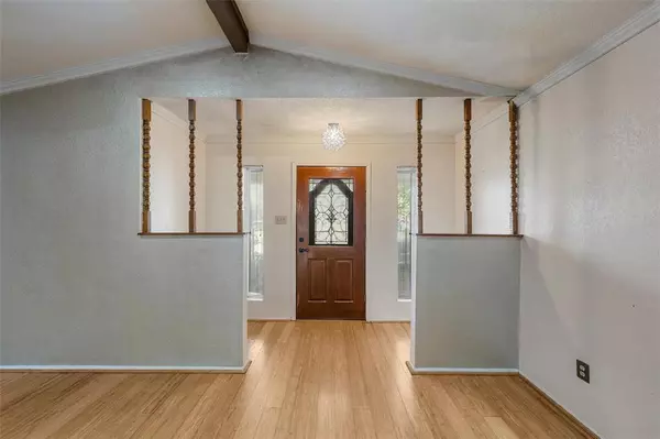 Hewitt, TX 76643,413 Texas Avenue