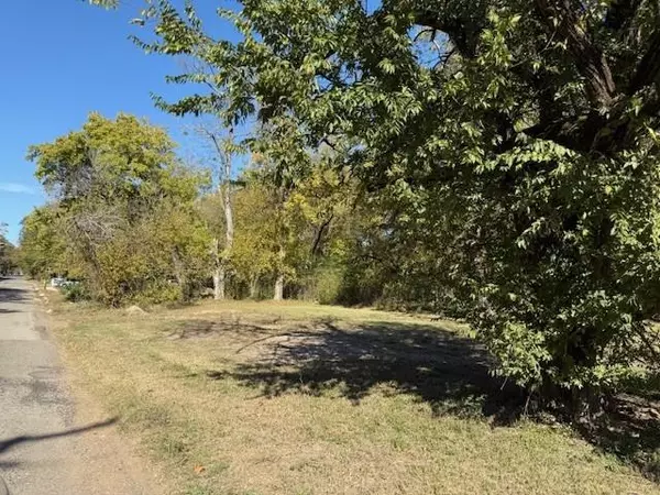 Paris, TX 75460,803 Cedar Street