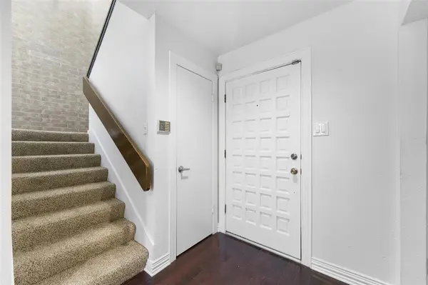 Fort Worth, TX 76112,714 Oakwood Trail