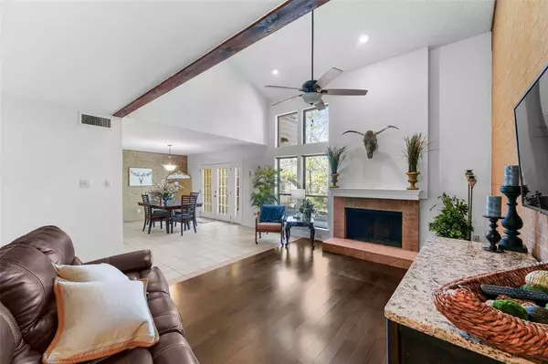 Fort Worth, TX 76112,714 Oakwood Trail