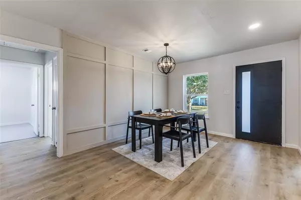 Dallas, TX 75211,3719 Dutton Drive