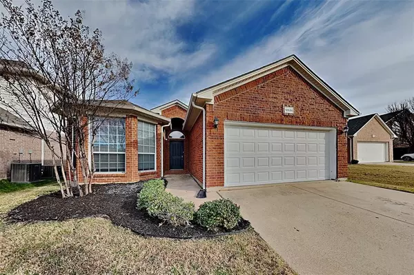 12536 Clarksburg Trail, Fort Worth, TX 76244