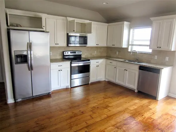 Sherman, TX 75092,3711 Brookstone Drive