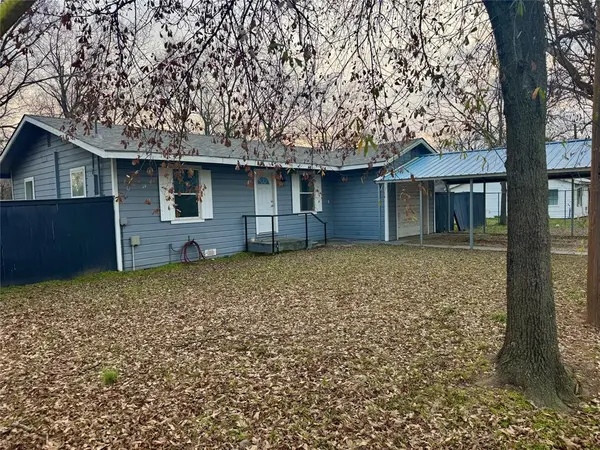 511 W REDWOOD, Campbell, TX 75422