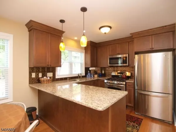 Lambertville City, NJ 08530,8 Raritan Pointe