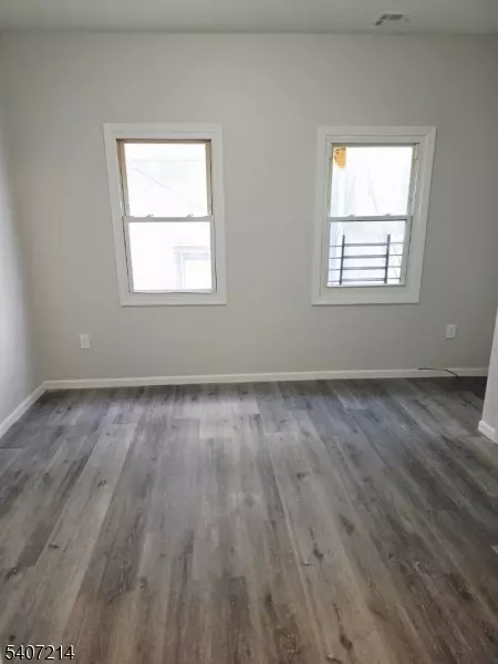 Newark City, NJ 07108,756 S 10Th St