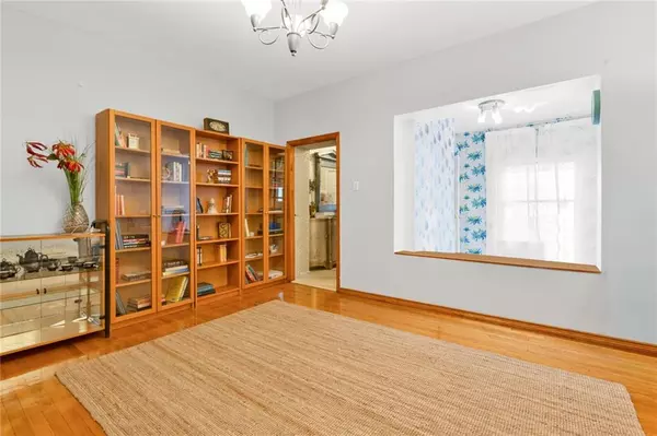 Brooklyn, NY 11235,82 West End AVE