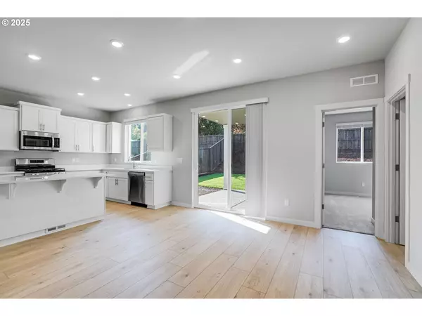 Forest Grove, OR 97116,3230 MISTY LN