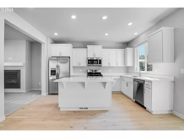 Forest Grove, OR 97116,3230 MISTY LN