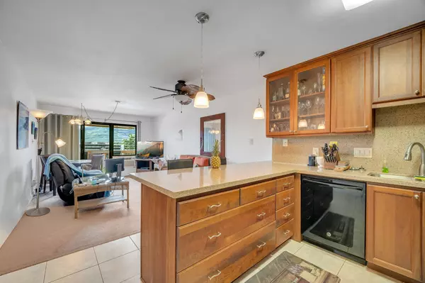 Lihue, HI 96766,3411 WILCOX RD #GV82