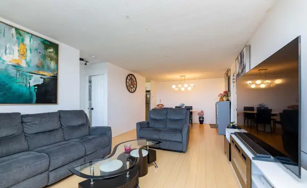 Toronto E11, ON M1B 3R5,99 Blackwell AVE W #1108