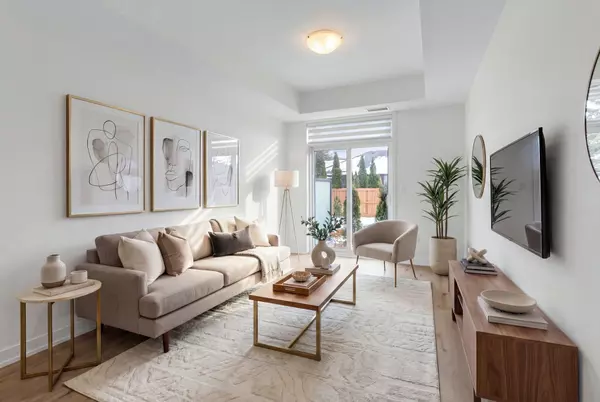 Burlington, ON L7T 0C9,498 Plains RD E #13