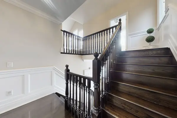 Caledon, ON L7C 3Y2,52 McEchearn CRES