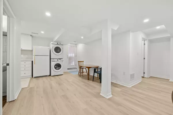 Mississauga, ON L5M 6M6,5554 Churchill Meadows BLVD #Lower