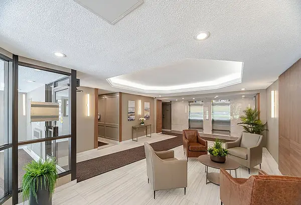 Mississauga, ON L4W 4N1,1111 Bough Beeches BLVD #803