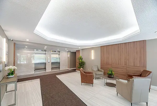 Mississauga, ON L4W 4N1,1111 Bough Beeches BLVD #803