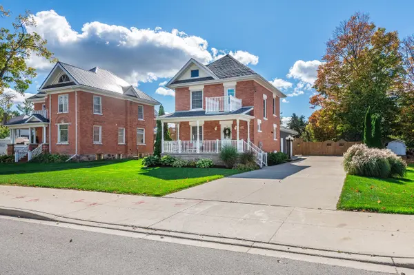 Minto, ON N0G 1M0,61 Elora ST N #(Clifford)