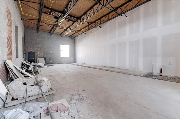 Brantford, ON N3T 6J9,111 Sherwood DR #8-9