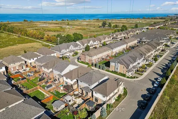 Grimsby, ON L3M 0H4,136 Dunrobin LN