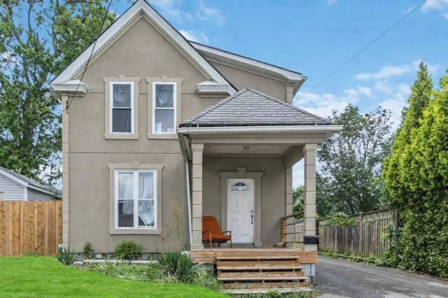 4067 DRUMMOND RD, Niagara Falls, ON L2E 6C1