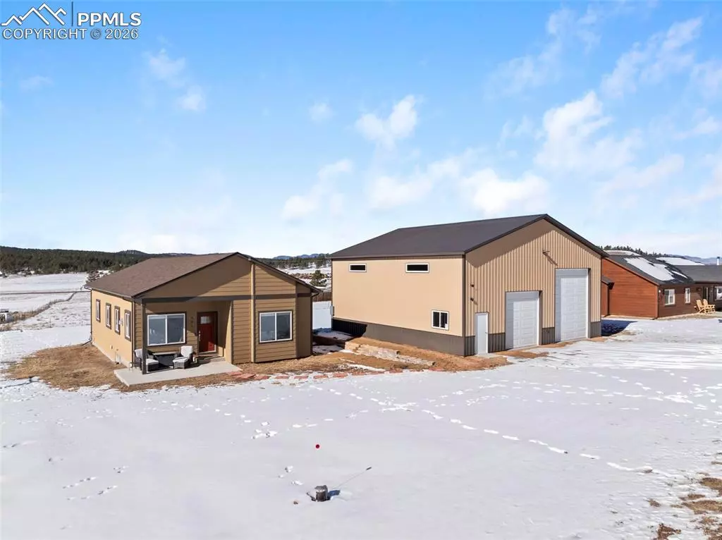 Florissant, CO 80816,489 Due South RD