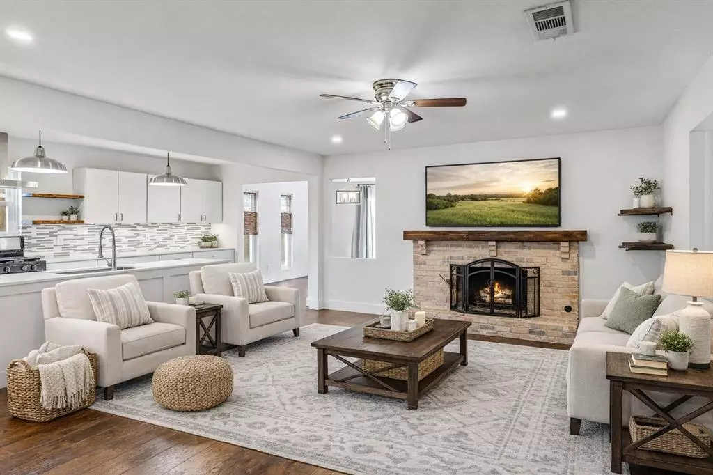 Dallas, TX 75228,11223 Dumbarton Drive