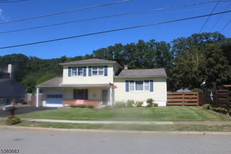 Hackettstown Town, NJ 07840,133 Deerfield Dr