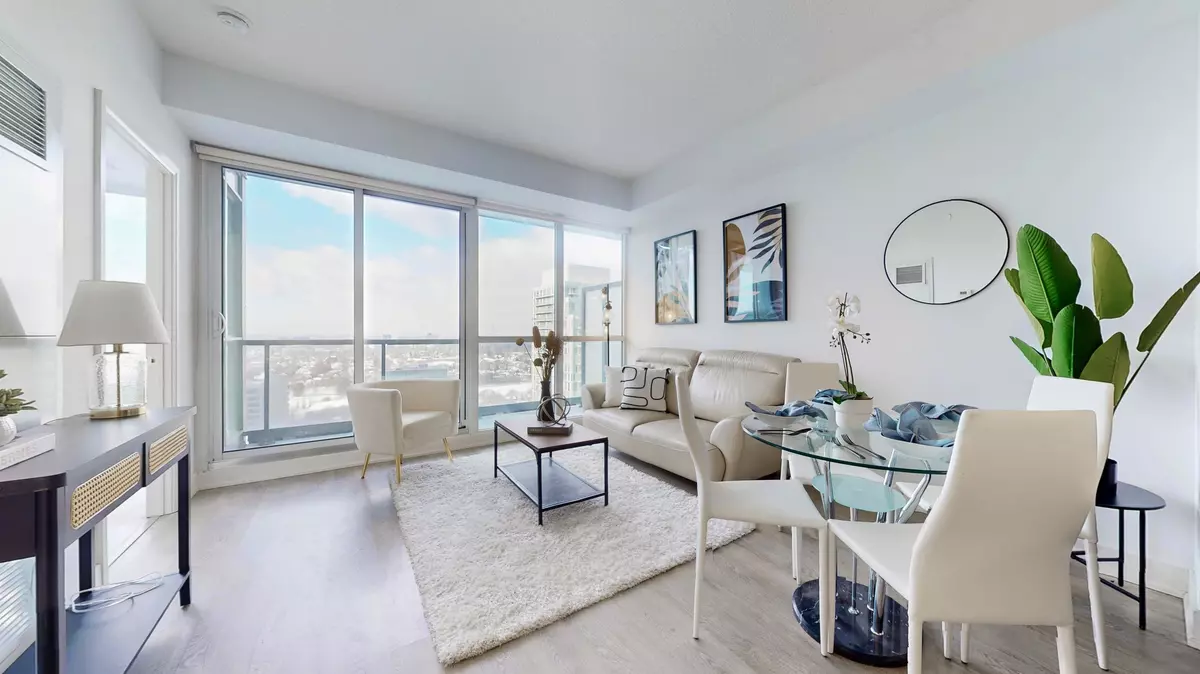 Toronto C10, ON M4P 0B9,30 Roehampton AVE #3003