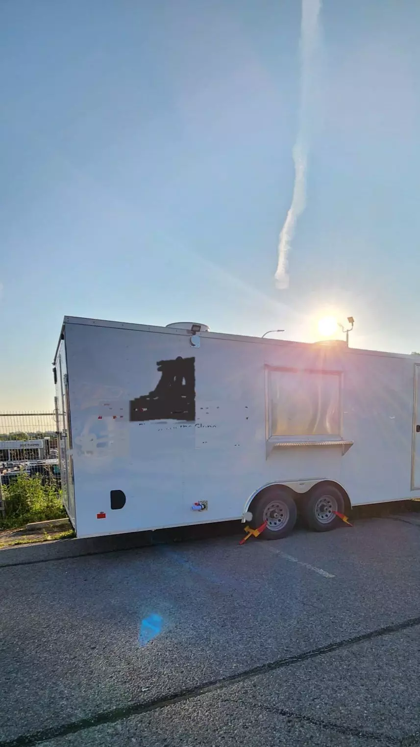 Whitby, ON L1N 2K6,1243 Dundas ST E