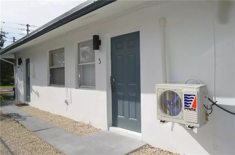 Fort Lauderdale, FL 33306,1630 North Dixie Hwy #6