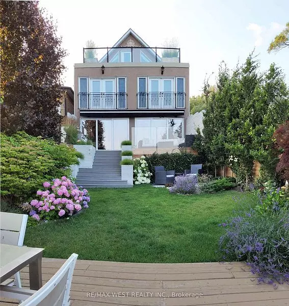 Toronto W06, ON M8V 2G2,5 Eleventh ST