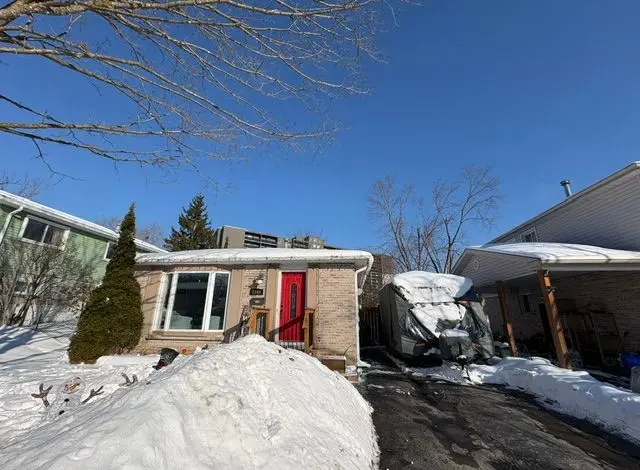 Peterborough, ON K9J 7P5,1140 Whitefield DR