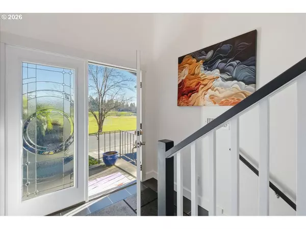 Portland, OR 97219,10339 SW 40TH AVE