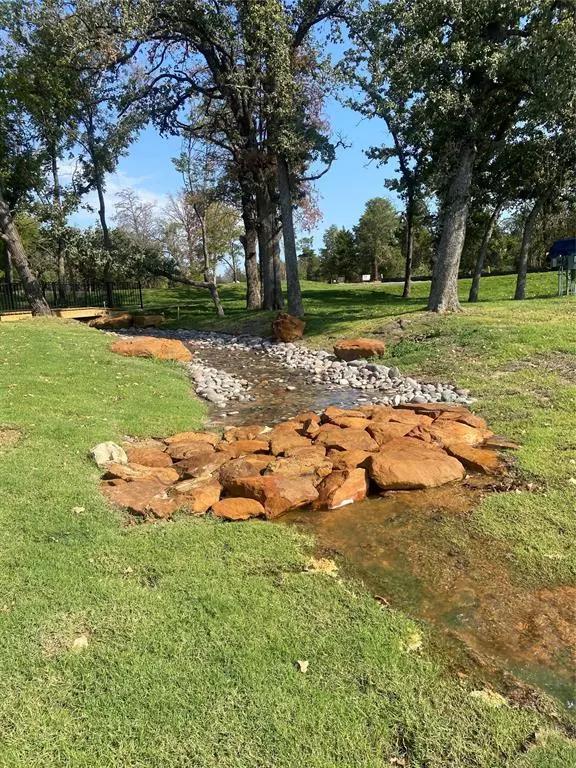 Keller, TX 76262,109 Park Avenue