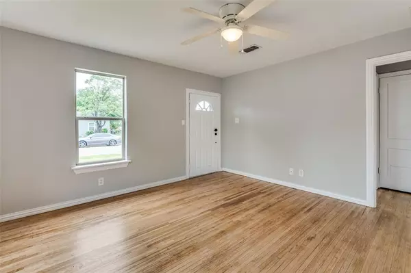 Fort Worth, TX 76105,2524 Malvern Trail