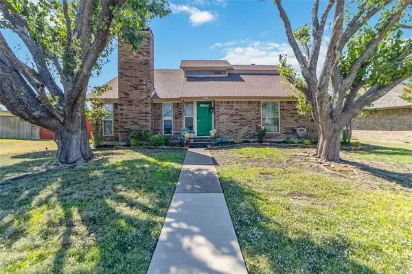 Carrollton, TX 75007,1920 Avignon Court