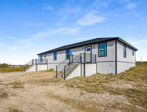 Ennis, TX 75119,1061 Zmolek Road