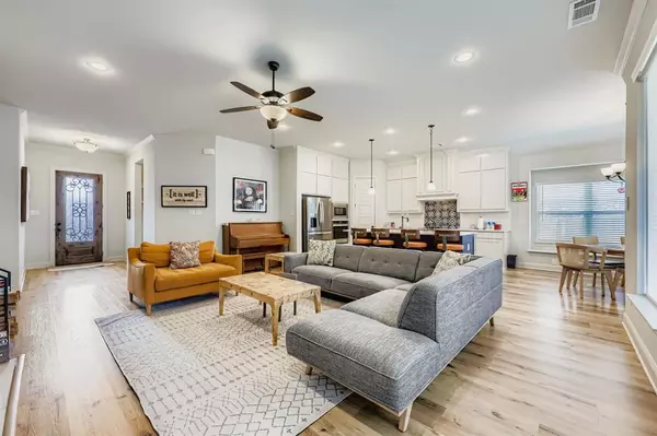 Midlothian, TX 76065,637 Summer Grove Drive