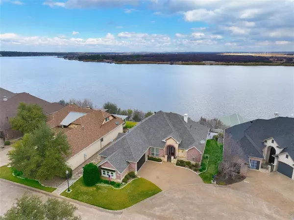 4302 Shale Bluff Court, Granbury, TX 76048